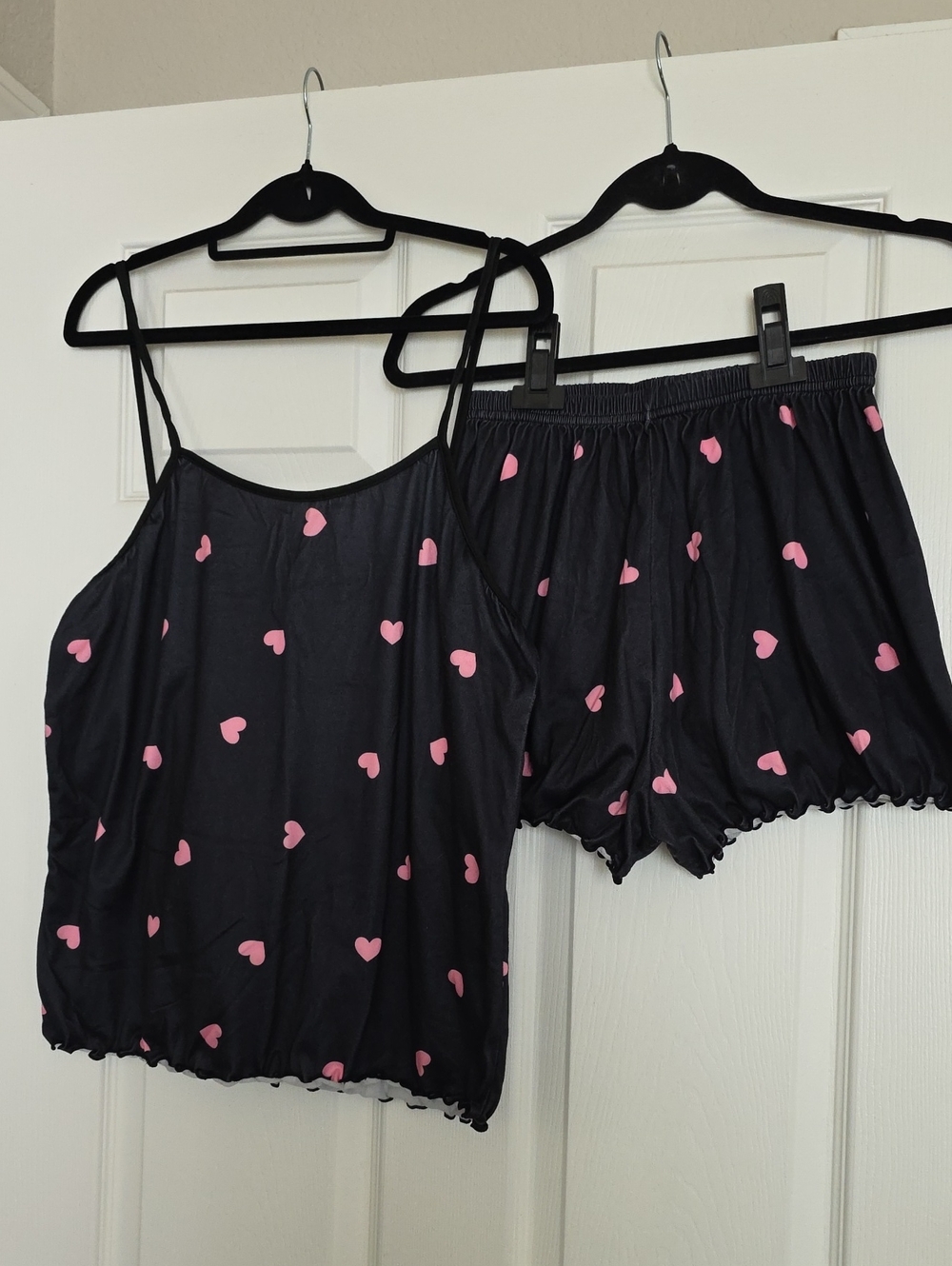 Women’s Black & Pink Heart Satin Sleep Set